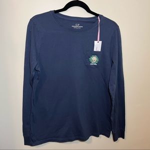 Vineyard Vines Women's Long Sleeve Graphic Pocket Tee Family's Best Friend